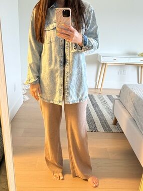 American Eagle Light Wash Denim Button-Up Shirt